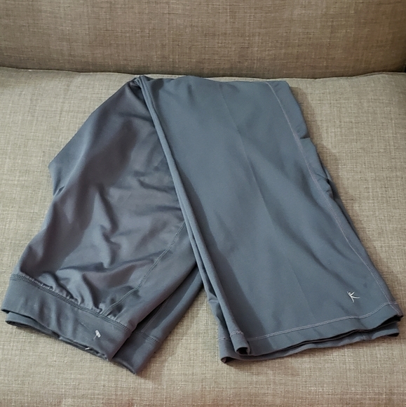 Danskin Now Straight Leg Activewear Leggings - Picture 9 of 9